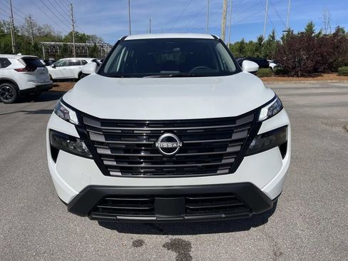 New 2026 Nissan Rogue SV FWD image 8