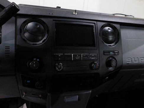 Used 2015 Ford F250 XL image 49