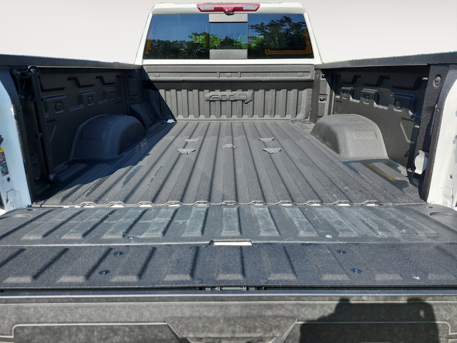 Used 2024 GMC Sierra 3500 AT4 w/ AT4 Premium Plus Package AWD/4WD image 15
