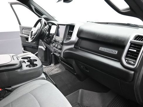 Used 2024 RAM 2500 Big Horn AWD/4WD image 25