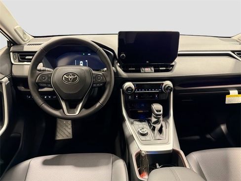 New 2025 Toyota RAV4 Limited image 19