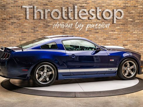 Used 2012 Ford Mustang GT Premium w/ Electronics Pkg image 4