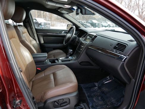 Used 2016 Lincoln MKS AWD image 8