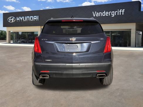 Used 2019 Cadillac XT5 FWD image 11