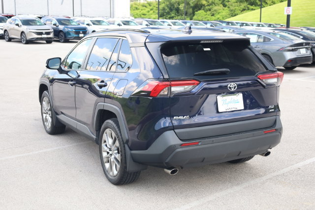 Used 2021 Toyota RAV4 XLE Premium AWD/4WD image 6