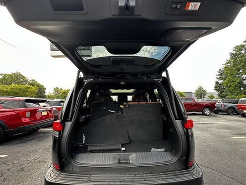 Used 2024 Lexus GX 550 w/ Accessory Package (Z1) AWD/4WD image 42