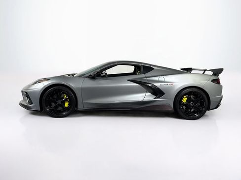 Used 2022 Chevrolet Corvette Stingray Premium Cpe RWD image 2