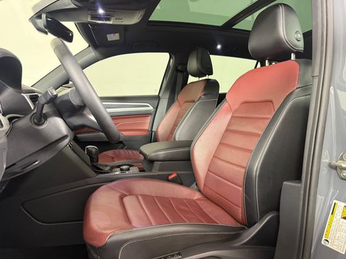 Used 2023 Volkswagen Atlas Cross Sport SEL Premium R-Line image 5