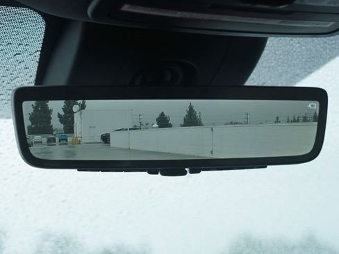 Used 2023 Toyota Sienna Limited image 36