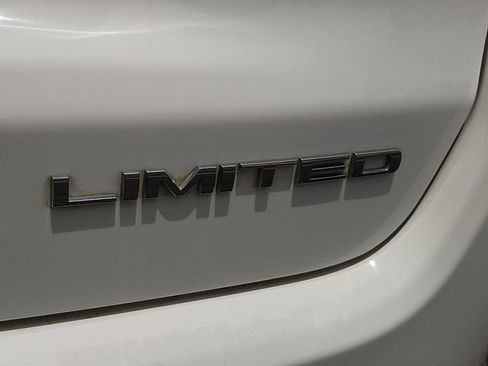 Used 2021 Jeep Compass Limited FWD image 9