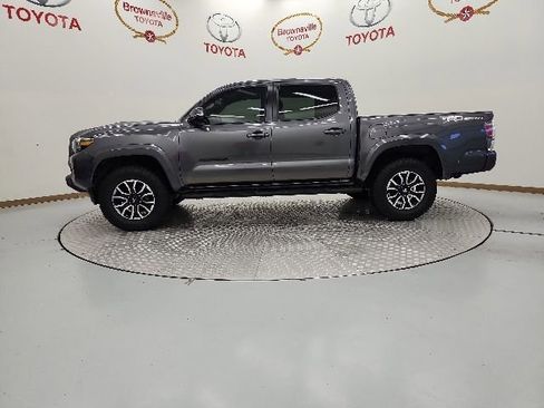 Certified 2021 Toyota Tacoma TRD Sport w/ Technology Package RWD image 5