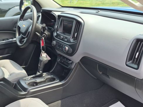 Used 2021 Chevrolet Colorado W/T w/ Custom Special Edition AWD/4WD image 32
