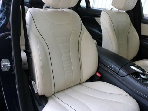 Used 2020 Mercedes-Benz S 560 Sedan w/ AMG Line Exterior image 14