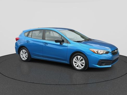 Used 2023 Subaru Impreza 2.0i image 2