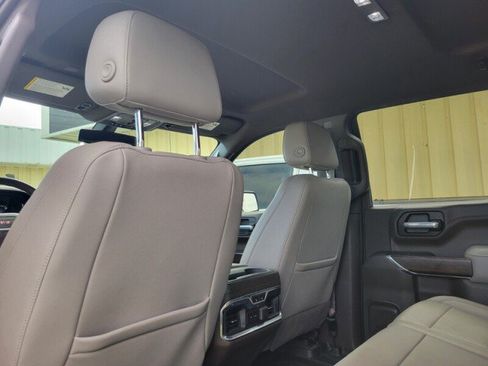 Used 2021 GMC Sierra 1500 SLT AWD/4WD image 21