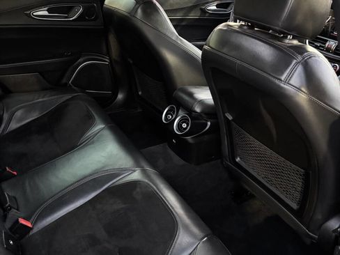 Used 2018 Alfa Romeo Giulia Quadrifoglio w/ Driver Assist Dynamic Package image 23