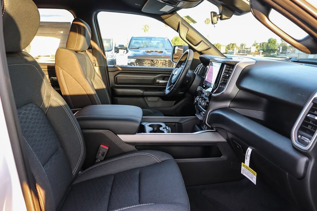New 2026 RAM 1500 Express AWD/4WD image 20