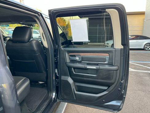 Used 2018 RAM 2500 Laramie w/ Off Road Package AWD/4WD image 42