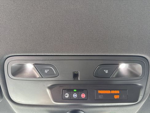 Used 2022 Chevrolet Camaro LT w/ RS Package image 24