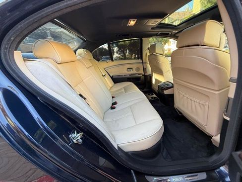 Used 2007 BMW 750i RWD image 37