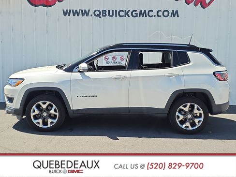 Used 2018 Jeep Compass Limited AWD/4WD image 4