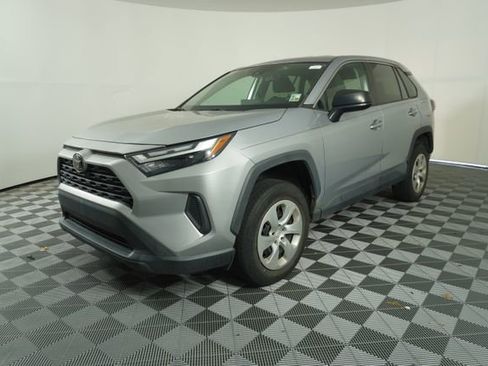 Used 2023 Toyota RAV4 LE FWD image 3