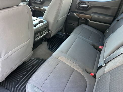Used 2022 Chevrolet Silverado 1500 RST w/ Z71 Off-Road Package AWD/4WD image 4