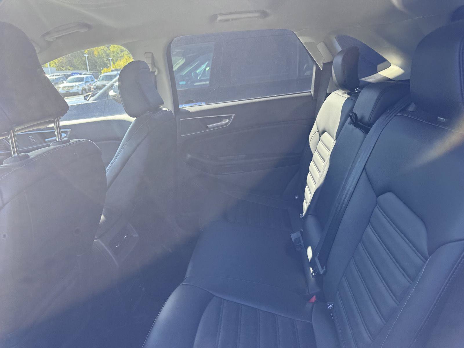 Used 2024 Ford Edge SEL AWD/4WD image 12
