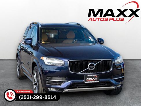 Used 2017 Volvo XC90 T6 Momentum w/ Vision Package image 1