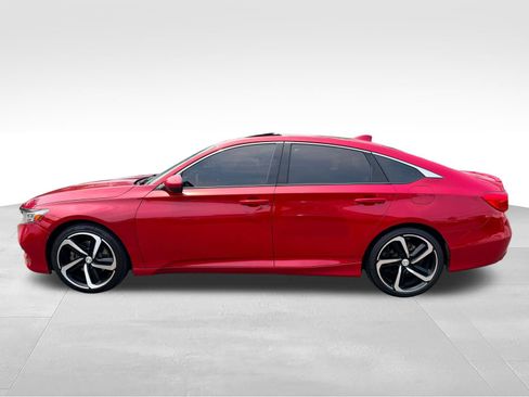 Used 2018 Honda Accord Sport image 8