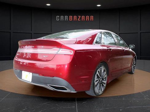 Used 2017 Lincoln MKZ Reserve image 4