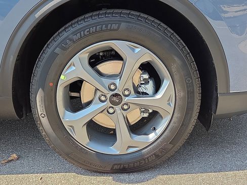 New 2025 Ford Escape ST-Line w/ Equipment Group 301A image 7