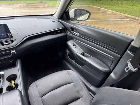 Used 2019 Nissan Altima 2.5 S image 22