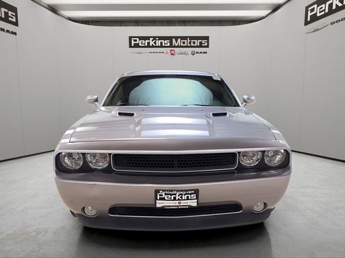 Used 2014 Dodge Challenger R/T RWD image 8