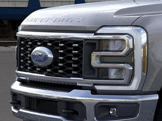 New 2026 Ford F350 Lariat w/ Chrome Package AWD/4WD image 96