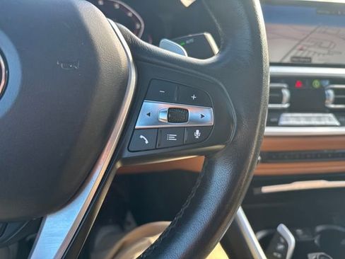 Used 2022 BMW 330i xDrive Sedan w/ Premium Package image 19