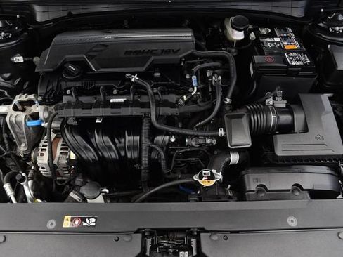 Used 2025 Kia K4 FWD image 25