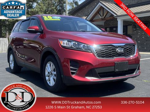 Used 2020 Kia Sorento LX FWD image 1