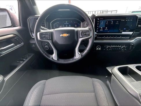 Used 2024 Chevrolet Silverado 1500 LT image 5