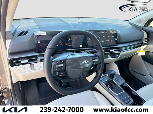 New 2026 Kia Sportage EX image 25