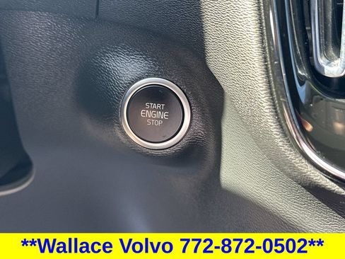 Used 2023 Volvo XC40 B5 Plus w/ Protection Package Premier AWD/4WD image 23