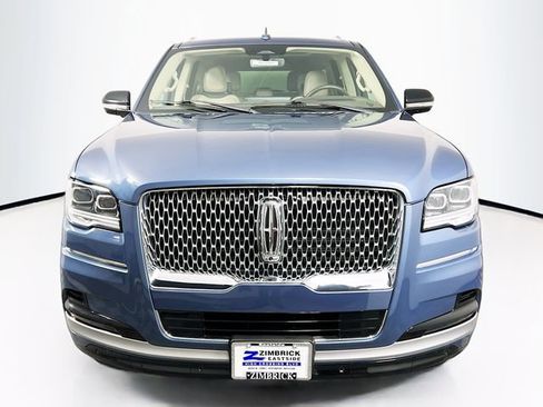Used 2022 Lincoln Navigator L Reserve image 2