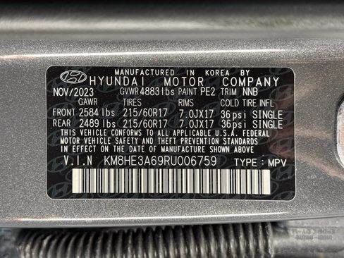 Used 2024 Hyundai Kona Limited FWD image 31