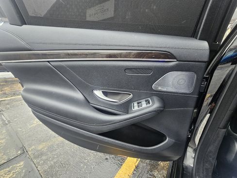 Used 2015 Mercedes-Benz S 550 4dr Sdn S 550 4MATIC w/ Sport Package image 49