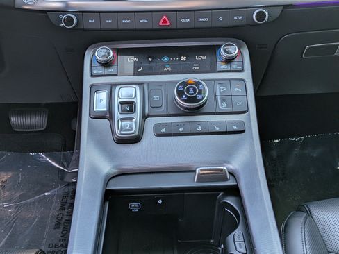 Used 2024 Hyundai Palisade Calligraphy AWD/4WD image 23