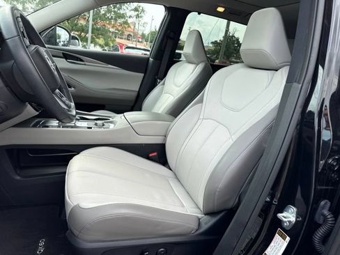 Certified 2026 INFINITI QX60 Luxe w/ Cargo Package AWD/4WD image 12