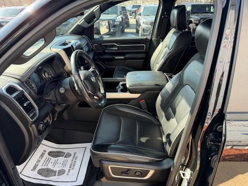 Used 2019 RAM 1500 Laramie image 10