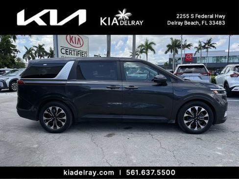 Certified 2024 Kia Carnival EX FWD image 2