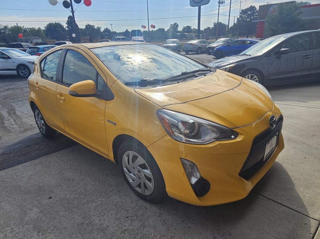 Used 2015 Toyota Prius C One FWD image 10