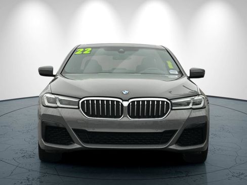 Used 2022 BMW 540i w/ M Sport Package image 9